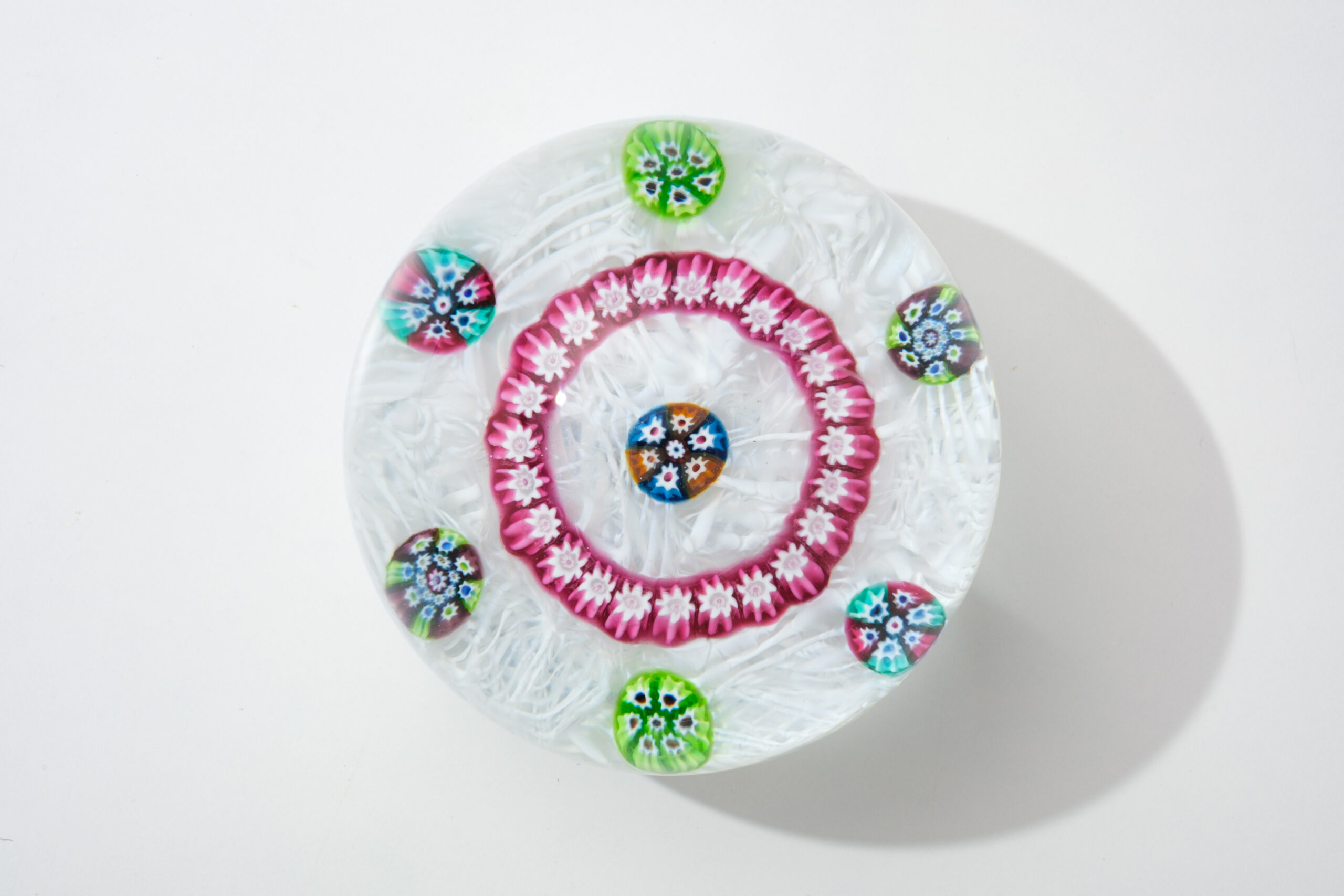 ガラスの文鎮｜Caithness Glassの画像