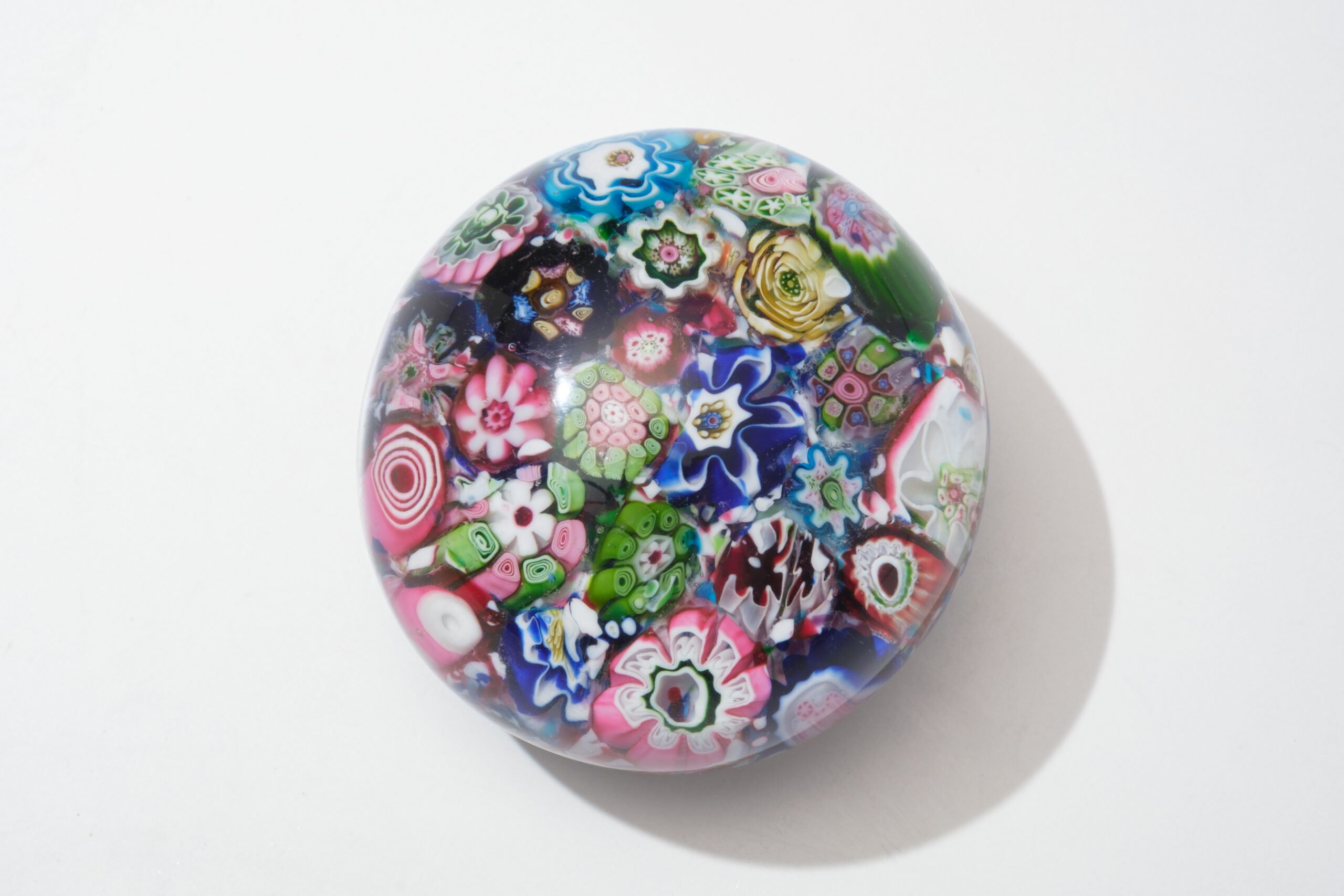 ガラスの文鎮｜Clichyの画像