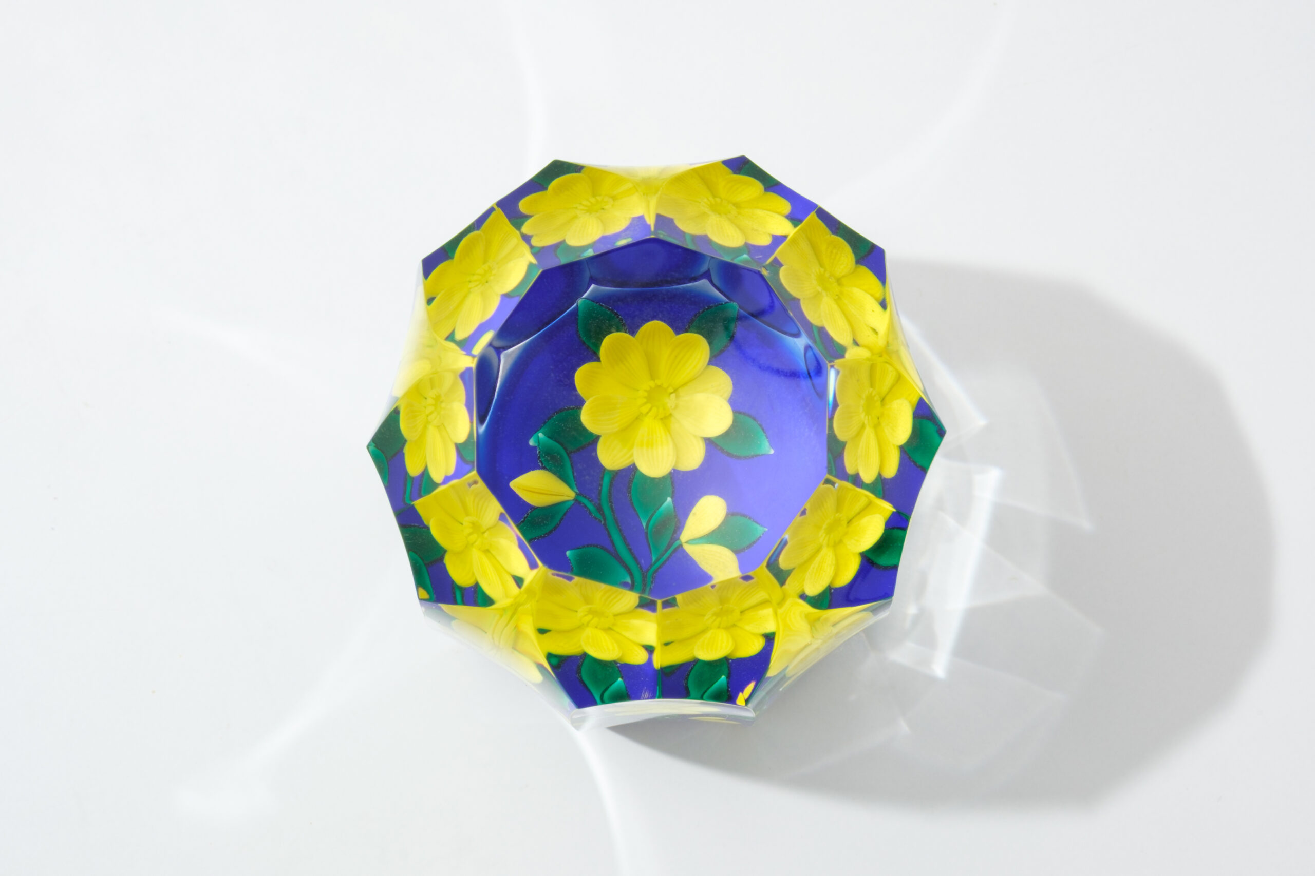 ガラスの文鎮｜GEM ANTIQUESの画像